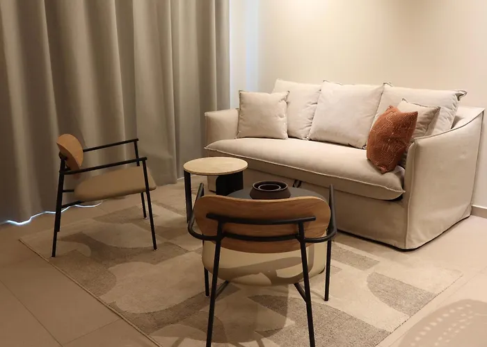 Lotus Suite 42